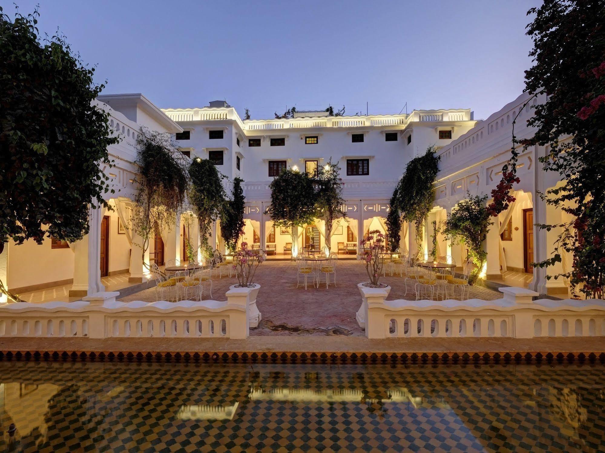 Saraca Hotel ลัคเนา ภายนอก รูปภาพ